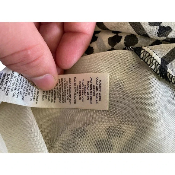 Chico’s Women's Ivory & Cream Striped Polka Dot Back Zipper Midi Skirt Size 2 - Picture 4 of 5